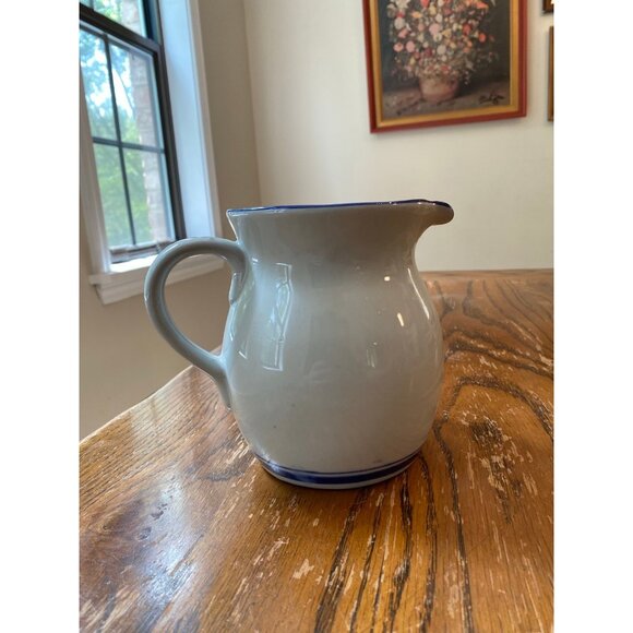 VINTAGE STONEWARE COUNTRY FARMHOUSE PITCHER-VASE w/BLUE RIM & BANDS - Picture 1 of 6